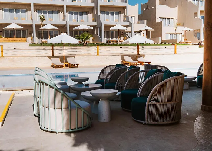 Diamond By Pearl Hotel 5*