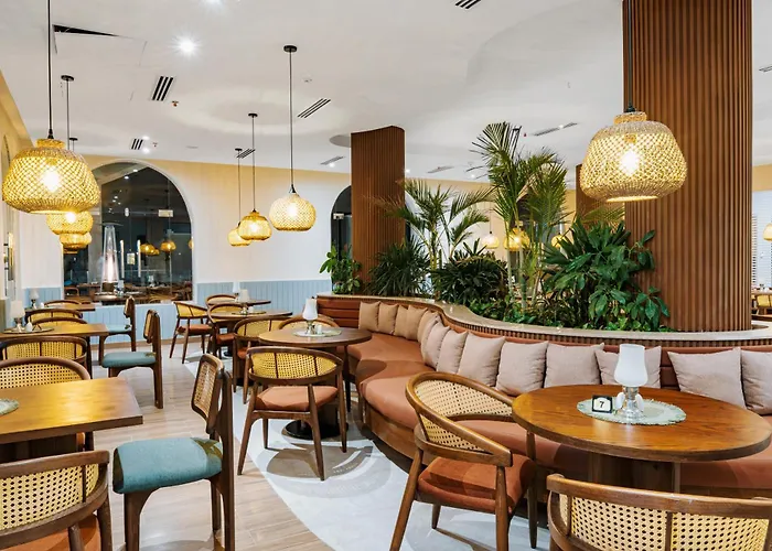 Diamond By Pearl Hotel