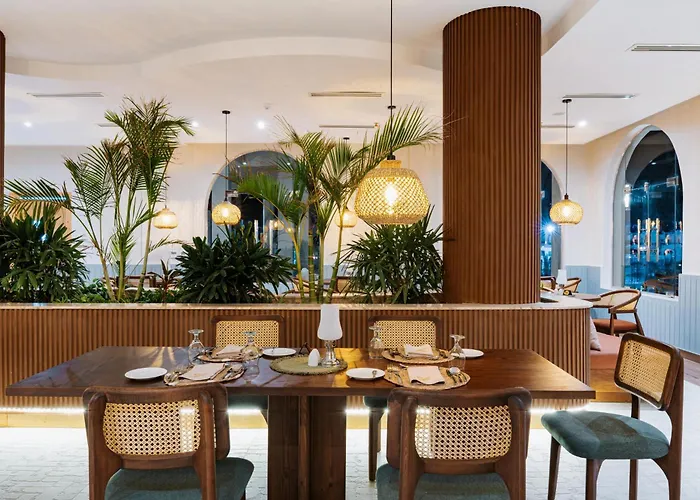Diamond By Pearl Hotel 5*
